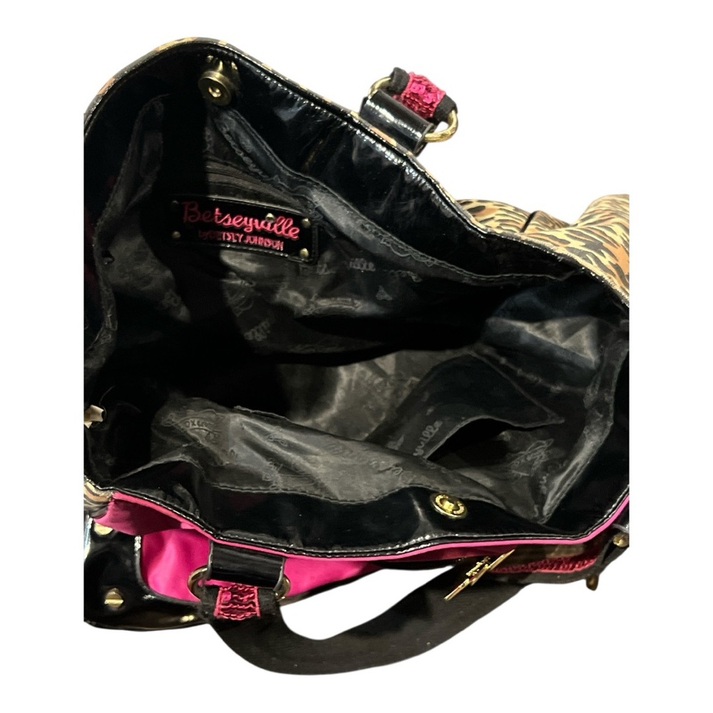 Betsey Johnson Betseyville Pink Leopard Tote  Tote Bag - Picture 7 of 8